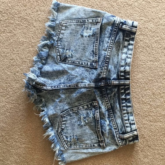 Jeans shorts - Picture 2 of 2